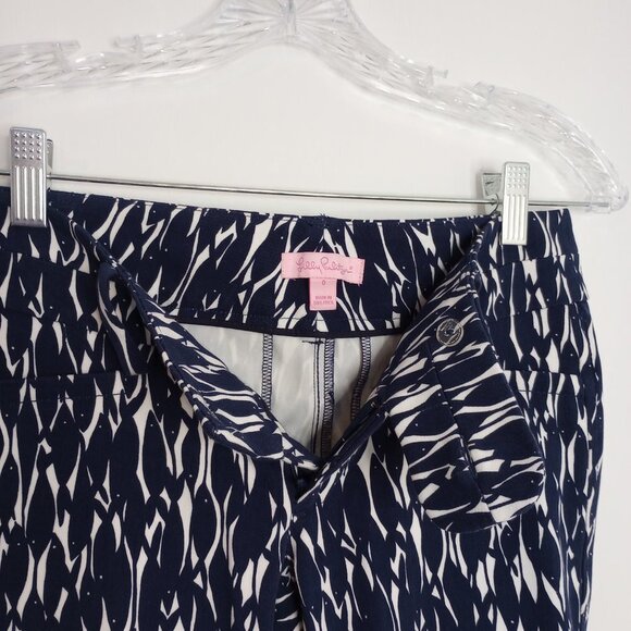 Lilly Pulitzer Luxury Capri Pants in Bright Navy New School Print - Picture 5 of 10